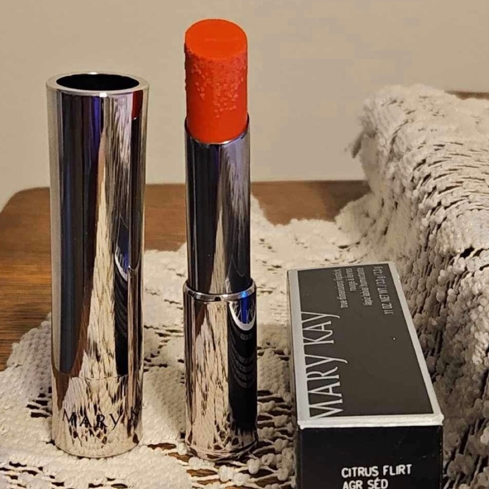 Mary Kay Lipstick; Shade:Citrus Flirt               Never Used